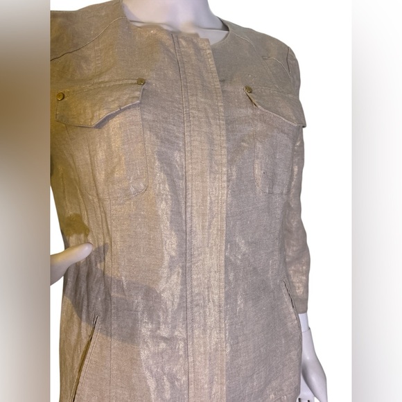 Chico's FOILED LINEN JACKET
Beige Gold Shimmer
100% Linen 3/4
Sleeve Full Zip - Picture 7 of 9